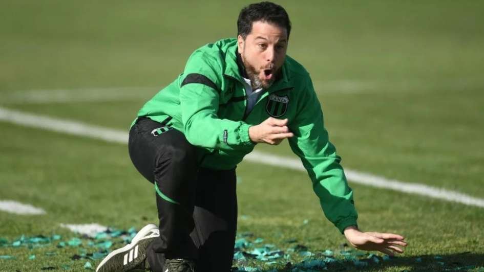 Rodolfo de Paoli renunció y dejó de ser el entrenador de Nueva Chicago