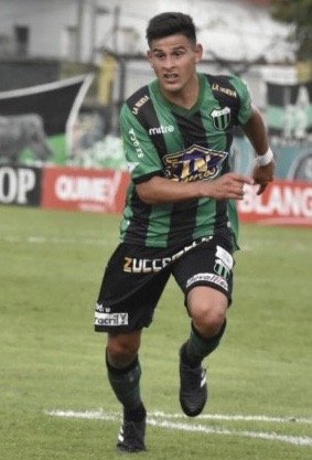 Olimpo continúa reforzándose y suma un delantero extremo