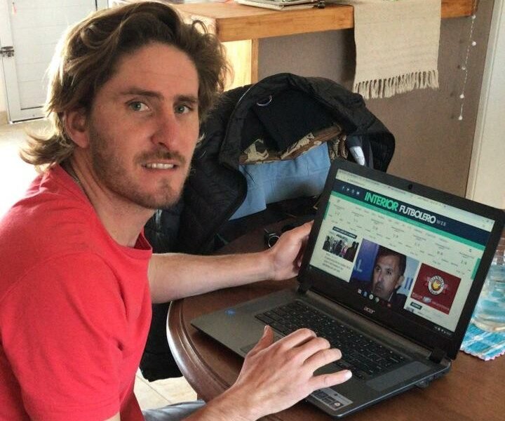 Gonzalo Urquijo: trenes, sueños y tractores