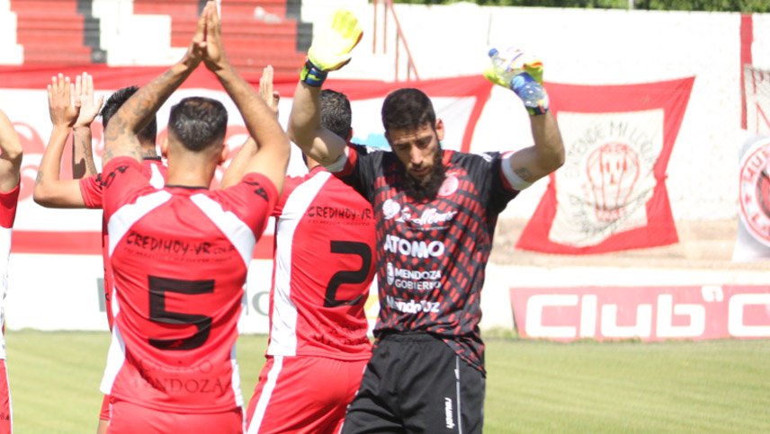 Olimpo refuerza el arco: Cosentino deja Las Heras por Bahía Blanca