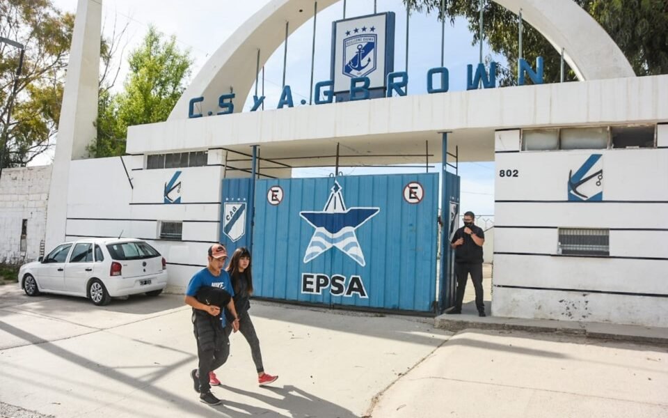 Deportivo Madryn se quedó con el segundo clásico
