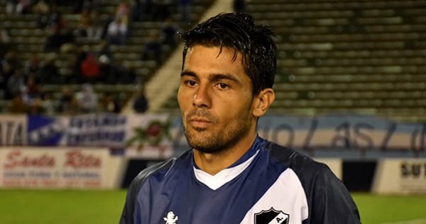 Walter Erviti: «En todos los equipos a los que iba decía que era ‘orgullosamente de Alvarado’ «