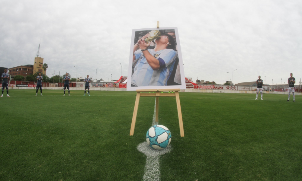 Independiente Rivadavia cayó sobre la hora ante Barracas Central