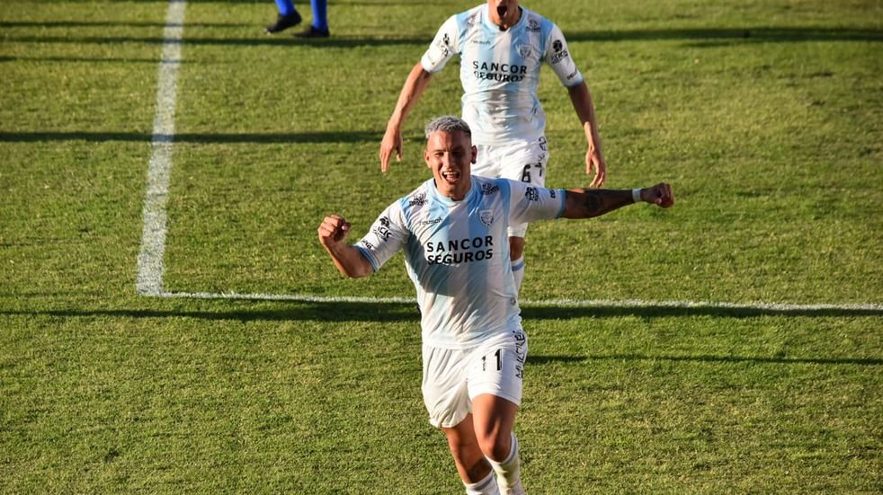 Atlético Rafaela se lo dio vuelta a Tigre y quedó puntero
