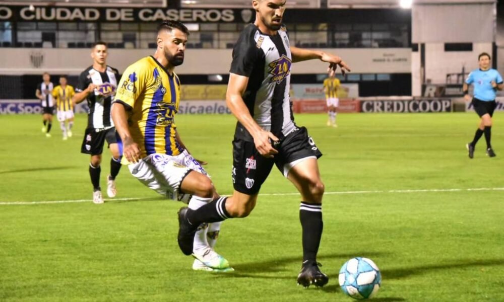 Estudiantes (BA) le empató un partidazo a Atlanta y sigue arriba
