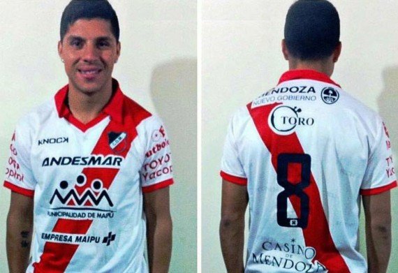 Enzo Pérez feliz por el ascenso de Deportivo Maipú