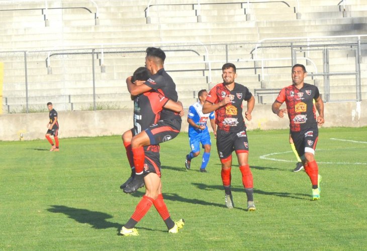 Valioso triunfo de Andino para seguir siendo el único puntero