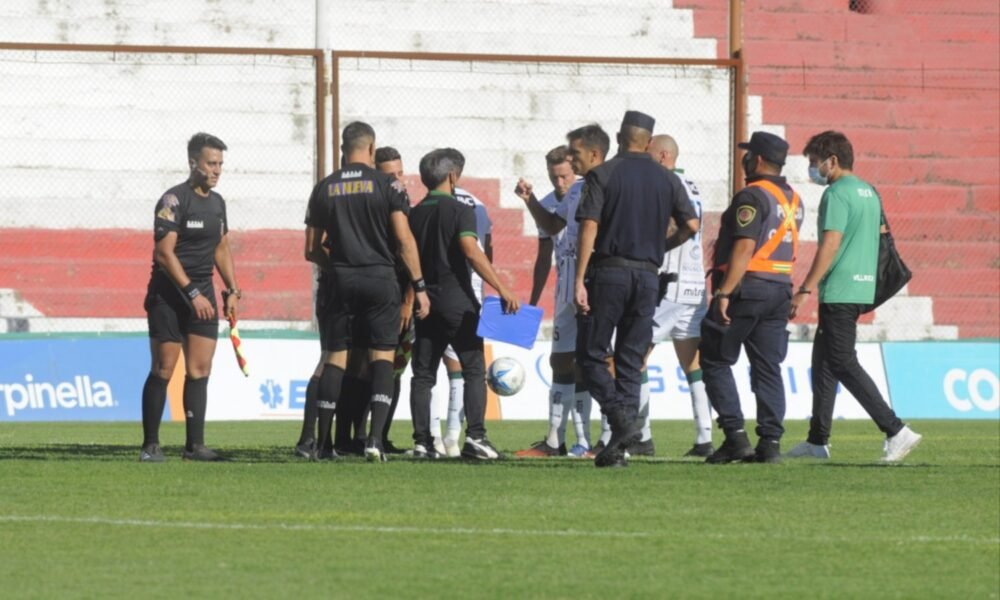 Los fallos de la final que perjudicaron a Villa Mitre