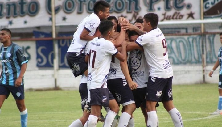 Juventud ganó el clásico y se ilusiona con clasificar