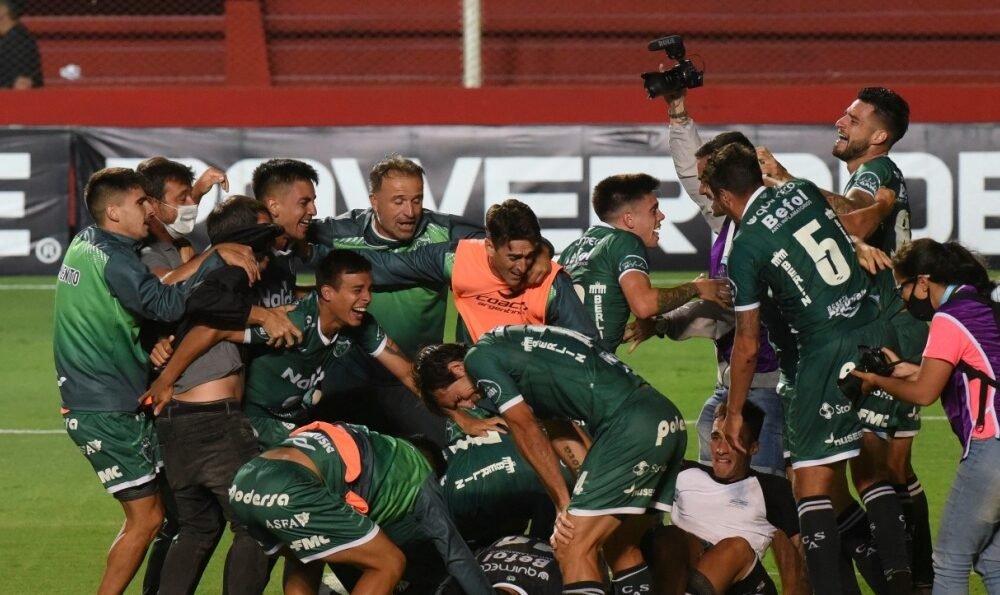 En la lente de IF: El ascenso y la fiesta de Sarmiento de Junín