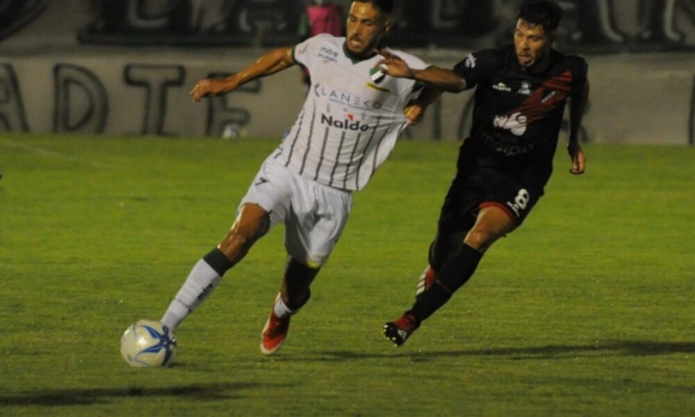 Villa Mitre ganó por la mínima y quedó a un paso de disputar la final por el ascenso