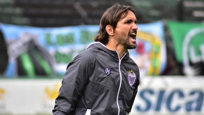 Blengio dejó de ser el DT de Tigre y ya tiene reemplazo