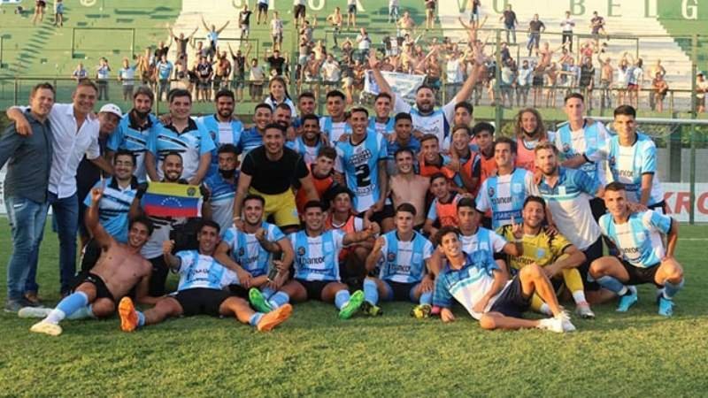 ¡Racing de Córdoba al Federal A!