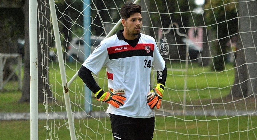 Olimpo cuenta con nuevo arquero