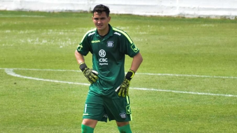 Llegó el arquero a Nueva Italia: Abadía ya entrena en Racing
