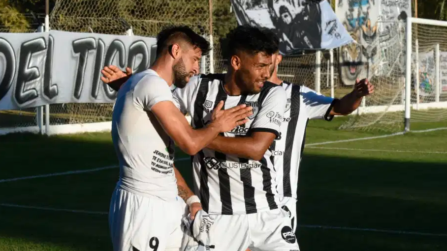 Arranque perfecto: Cipo volvió a golear y se acomoda en la cima