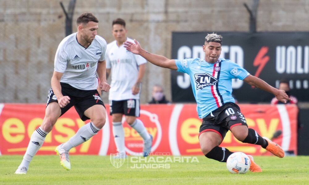 Riestra goleó de local a Chacarita en la Primera Nacional