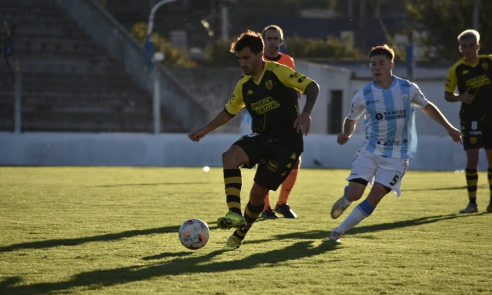 Santamarina y Atlético Rafaela empataron sin goles en el San Martín