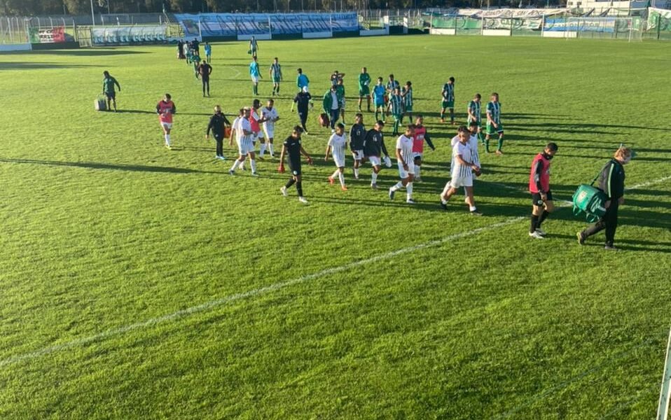 Desamparados no lo aguantó y Camioneros se lo empató en el final