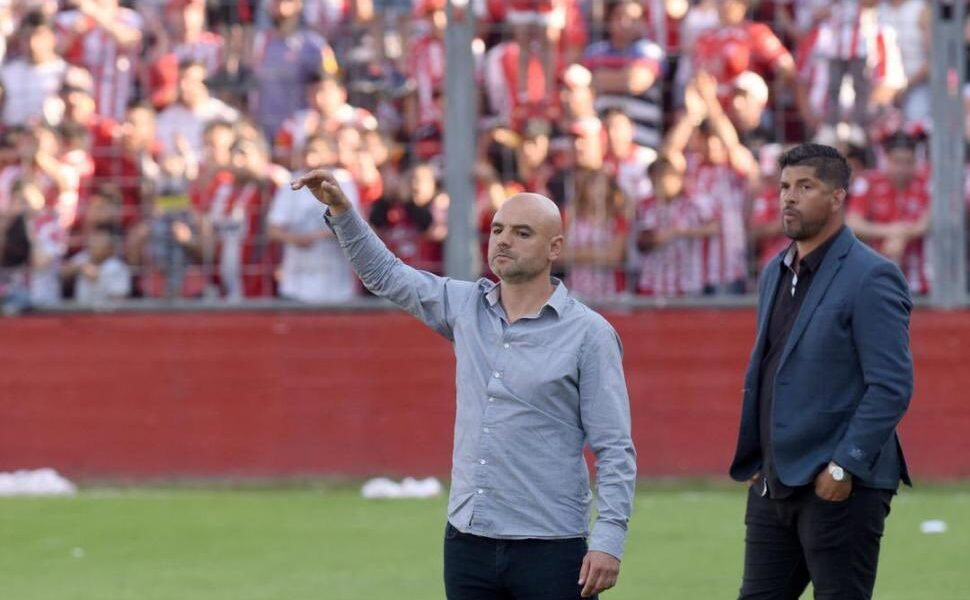 Orsi y Gómez dejan de dirigir a San Martín (T)