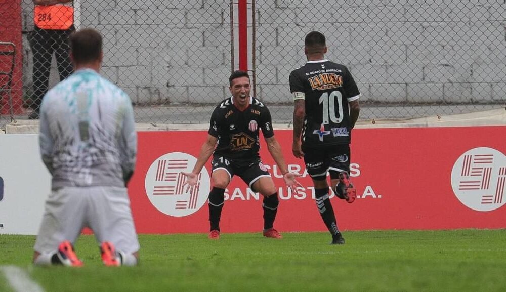 Barracas reaccionó y se lo dio vuelta a Tristán Suárez