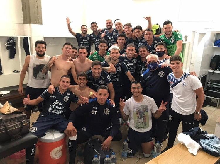 No se baja: Independiente Rivadavia se lo dio vuelta a Tristán Suárez y es puntero