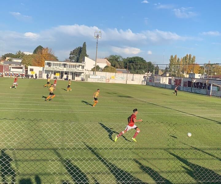 Defensores de Belgrano gustó y goleó en Villa Ramallo