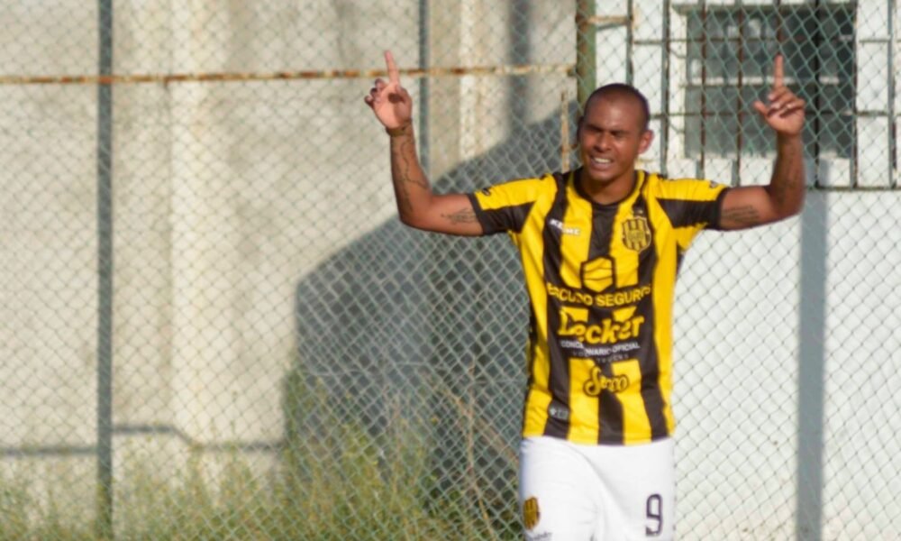 Diego Ledesma: «Estamos en deuda con la gente, así que vamos por los tres puntos»
