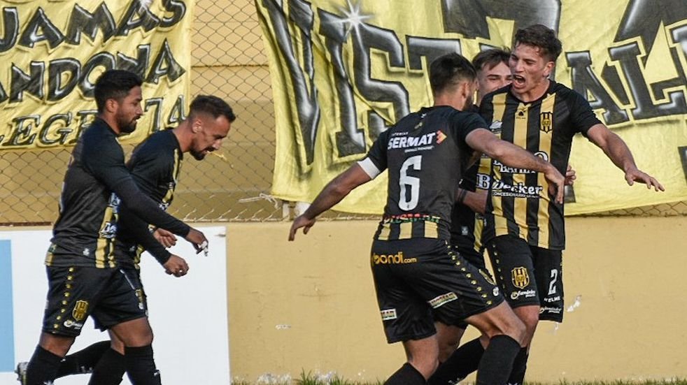 Segundo triunfo consecutivo de Olimpo