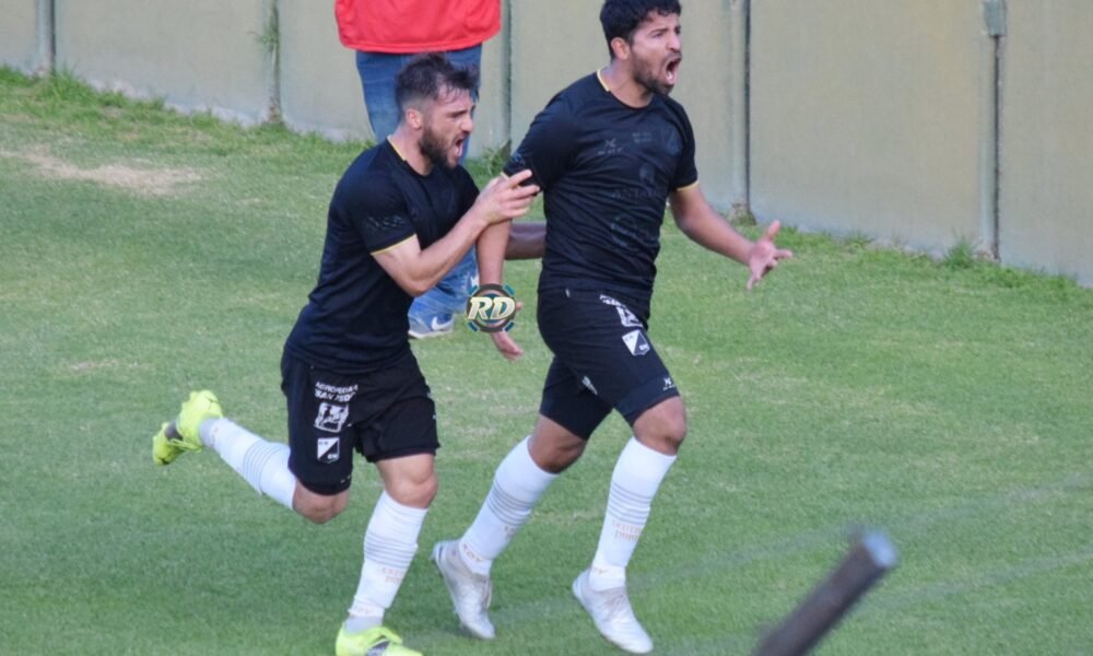 Desahogo: Central Norte festejó sobre el final frente a Defensores de Belgrano