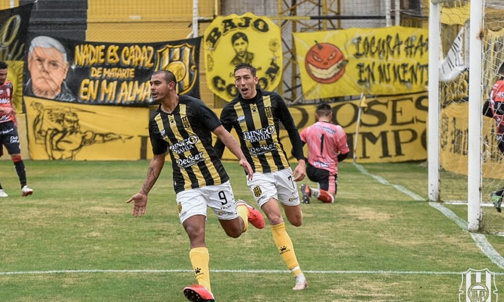 Ganó Olimpo y entró en zona de clasificación