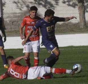 Sol de Mayo le ganó a Huracán y quedó tercero en su grupo
