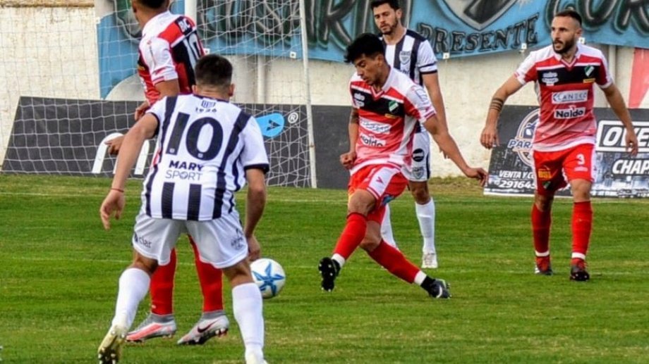 Cipolletti perdió el invicto contra Villa Mitre en Bahía Blanca y ya no es puntero