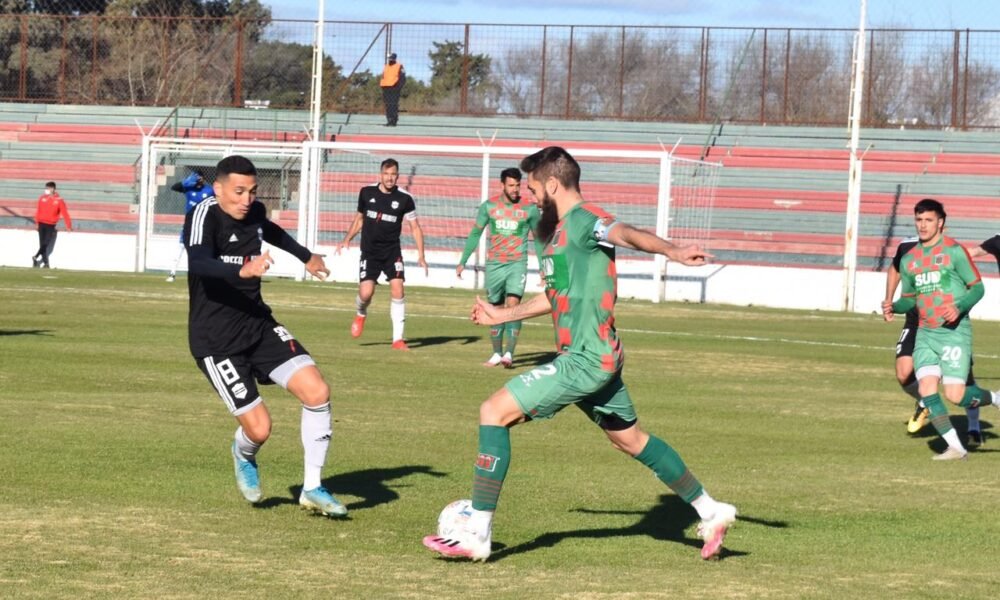 Otra vez Franklin: En Casares sigue el malestar tras el arbitraje ante Riestra