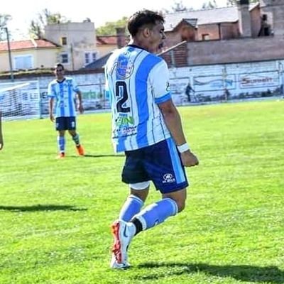 El Fogonero incorporó un defensor