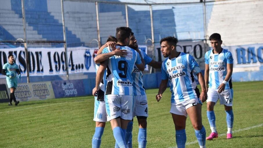 Racing se despertó a tiempo y se lo dio vuelta a Chaco For Ever