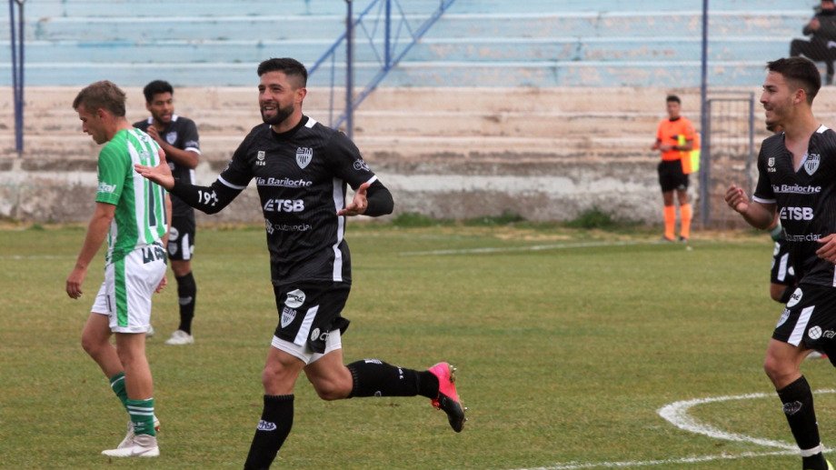 Cipolletti le ganó 3 a 1 a Estudiantes (San Luis) y volvió al triunfo en Centenario