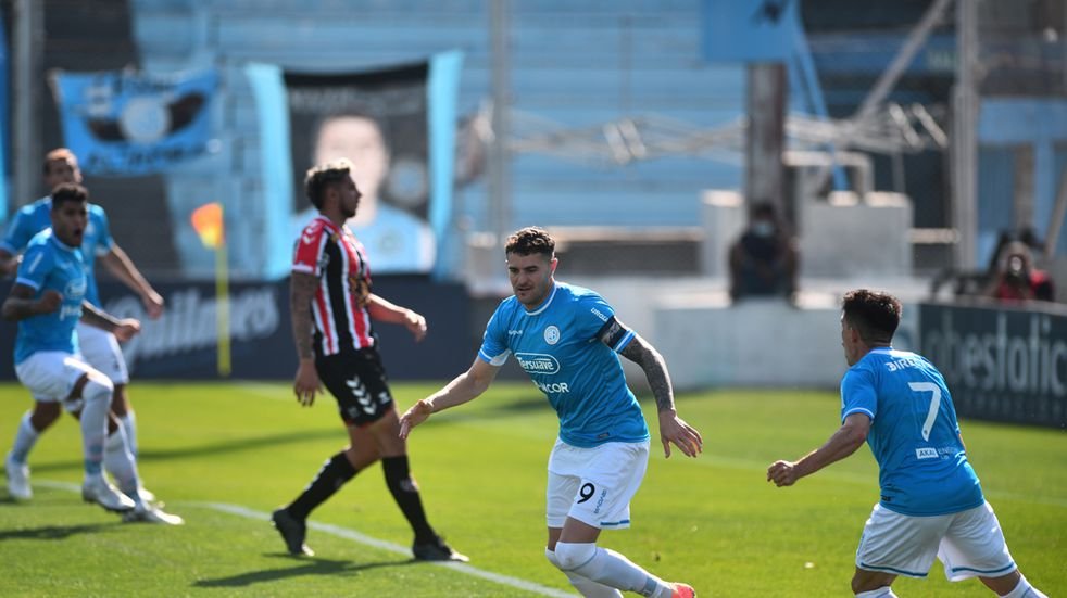 Belgrano goleó a Chacarita y se vuelve a acomodar en la tabla
