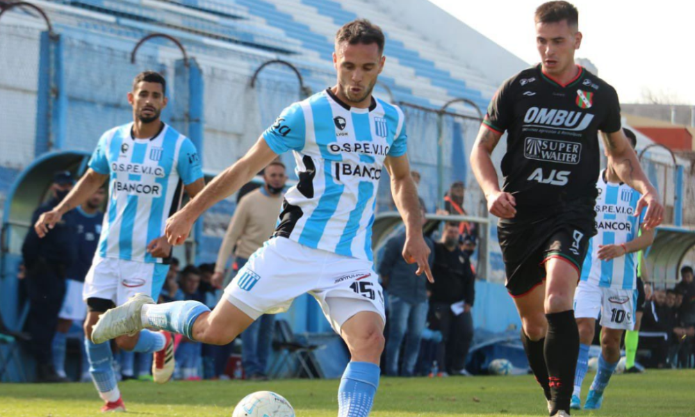 Racing empató en su visita a Sportivo Las Parejas