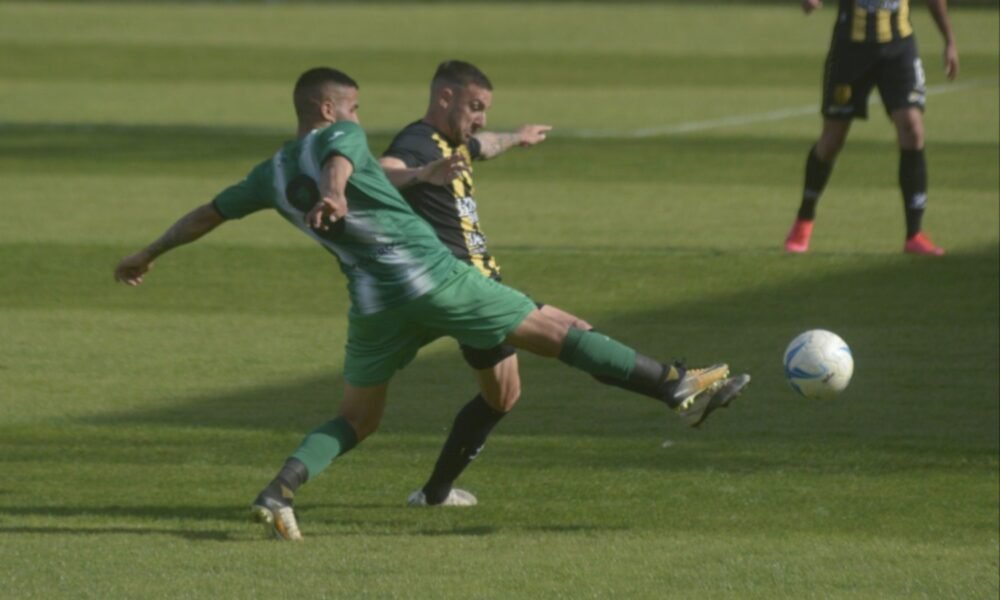 Olimpo le ganó 1 a 0 a Camioneros en el Carminatti