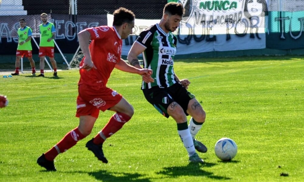 Villa Mitre sufrió una dura derrota en el Fortín