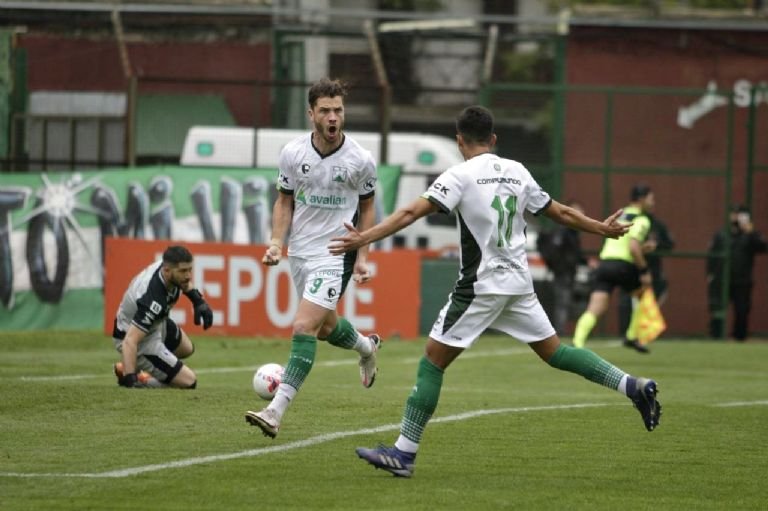 Sin atenuantes: Ferro goleó a Independiente Rivadavia y la Lepra quedó fuera de puestos de Reducido