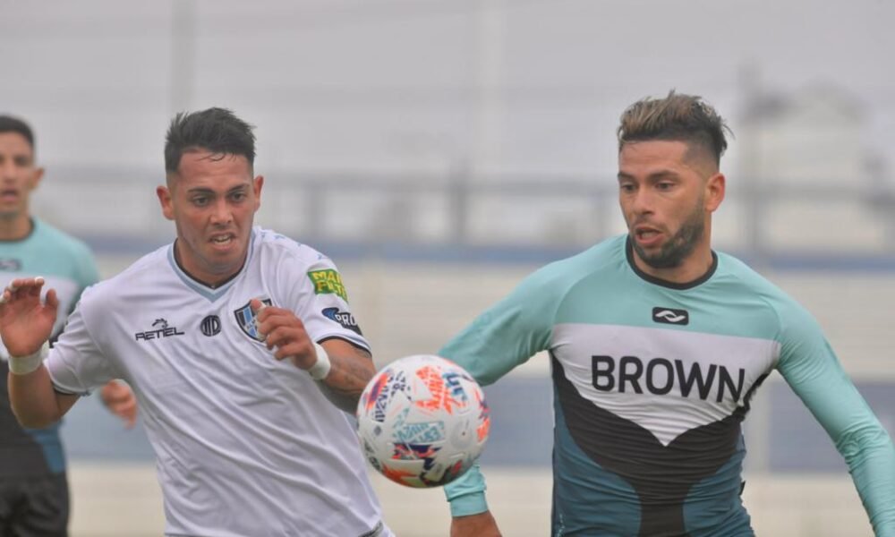 Brown le ganó a Almagro en Puerto Madryn y salió del fondo
