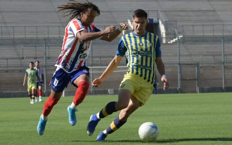 Peñarol cayó 2-1 en Chimbas ante Juventud Unida de San Luis