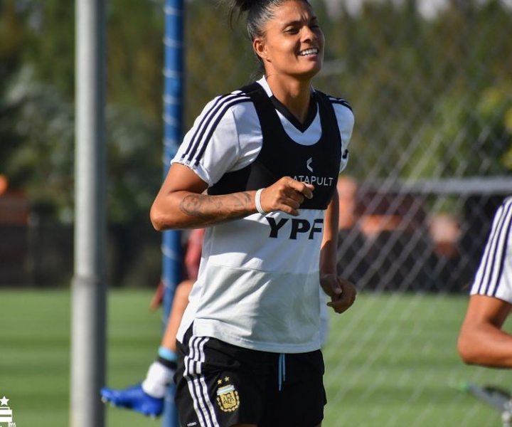 Sole Jaimes en la tierra de D10S