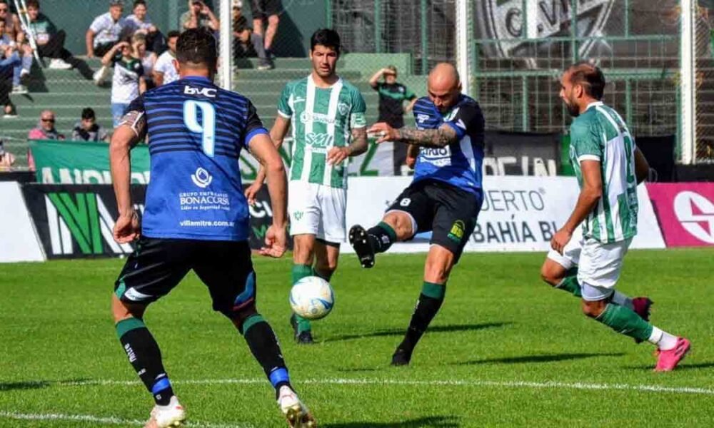 Villa Mitre goleó a Desamparados y no pierde la ilusión