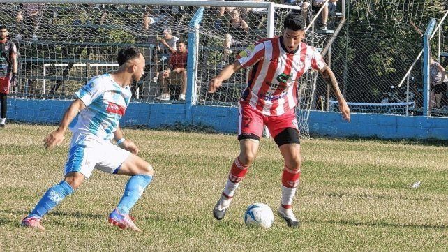 Atlético festejó ante Belgrano en el clásico de Paraná
