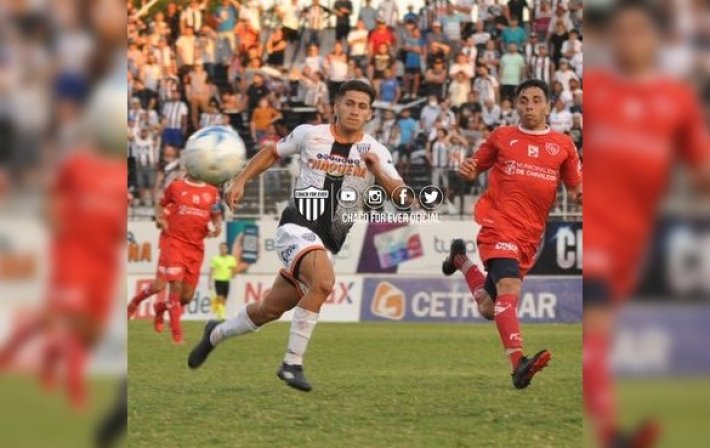Chaco For Ever eliminó al Rojo de Chivilcoy como local y se ilusiona con el ascenso