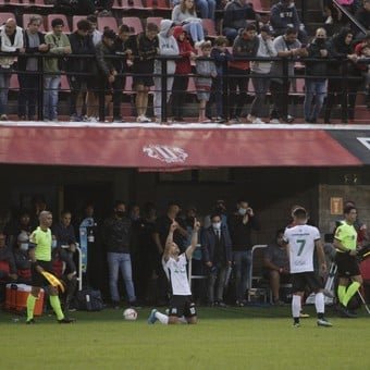 Ferro ganó y le mete presión a Barracas