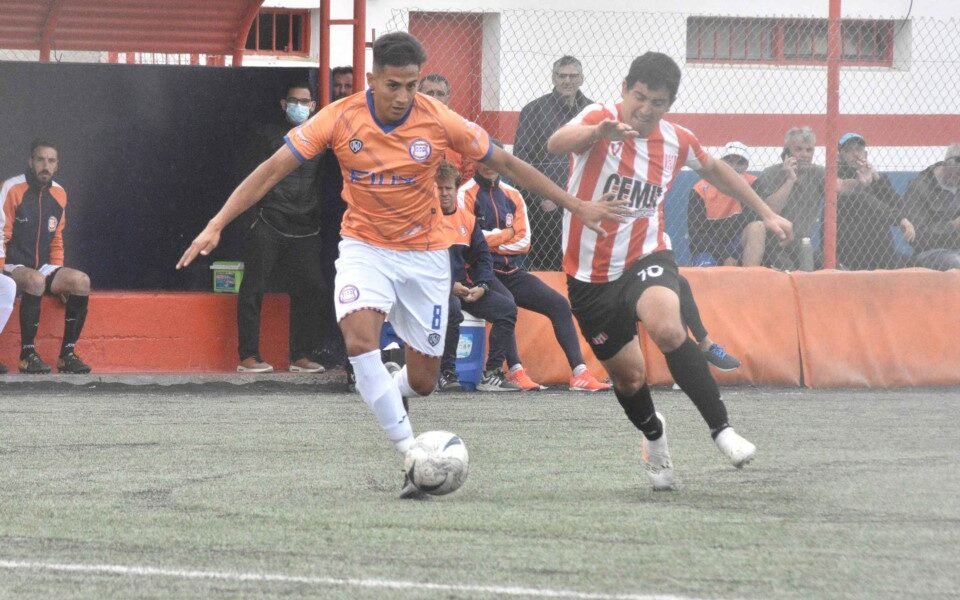 JJ Moreno y Racing de Trelew empataron en Puerto Madryn